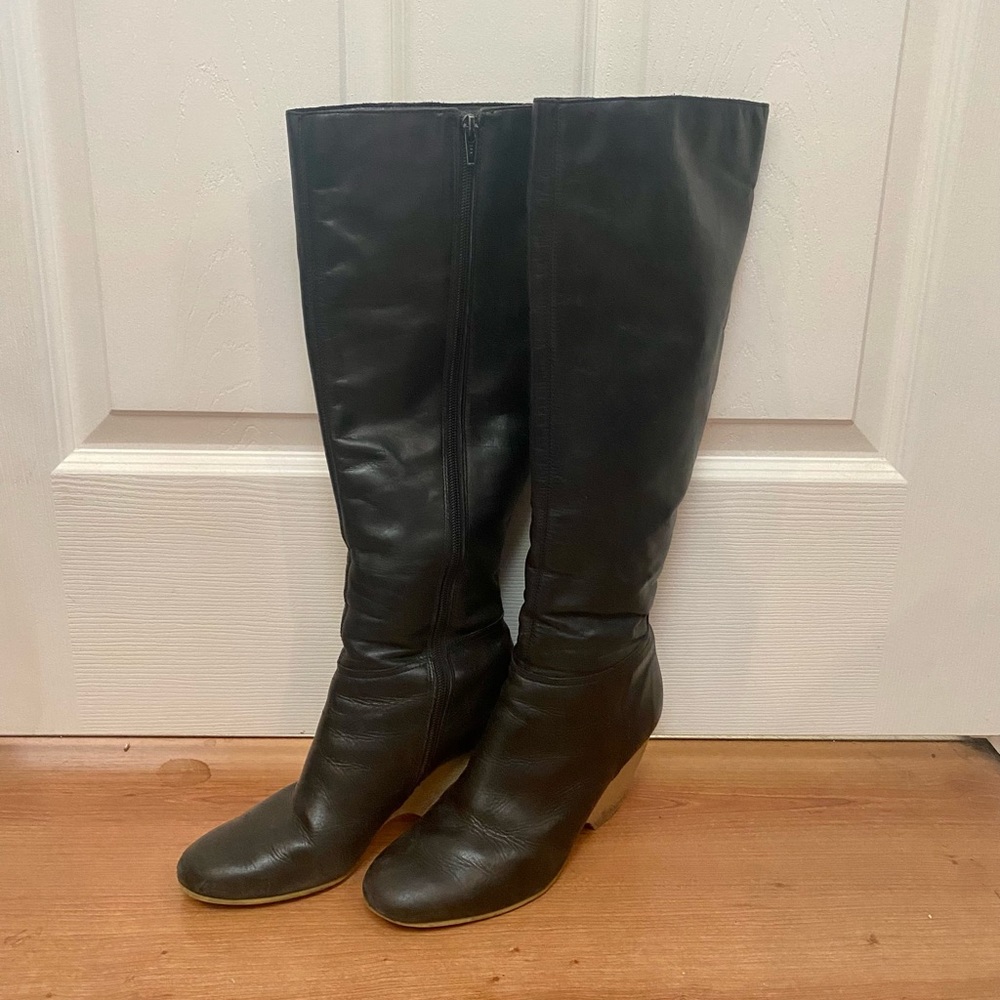 AEROSOLES Black Heeled Boots